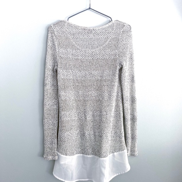 Elegant DEX XS 🍀2/$30🍀knitted long sleeve. - Picture 2 of 6